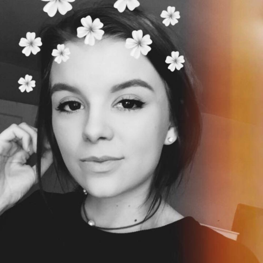 Meet your Posher, Abby